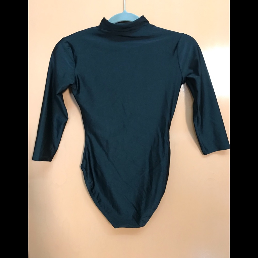 Natalie bodysuit, front-zip, mock turtl, 3/4sleeve